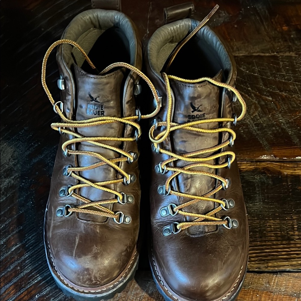 Eddie Bauer Men’s K-6 boots